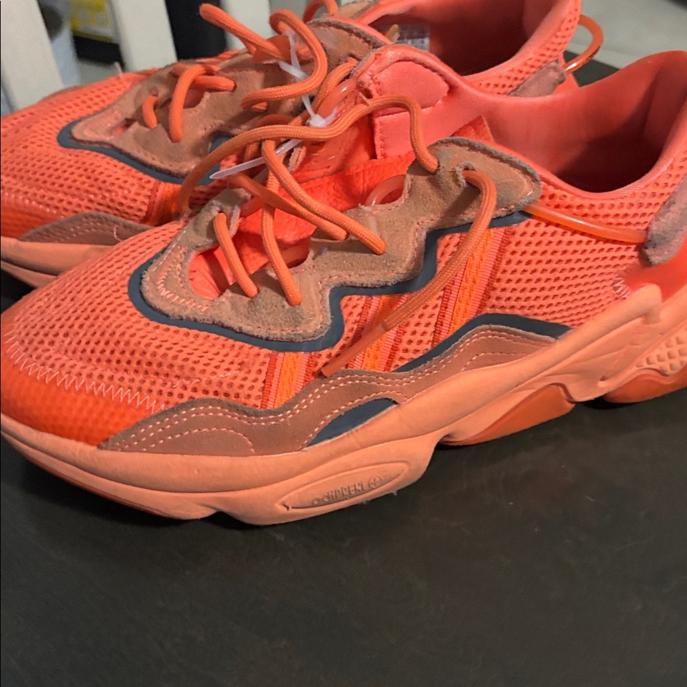 Adidas - Picture 2 of 2